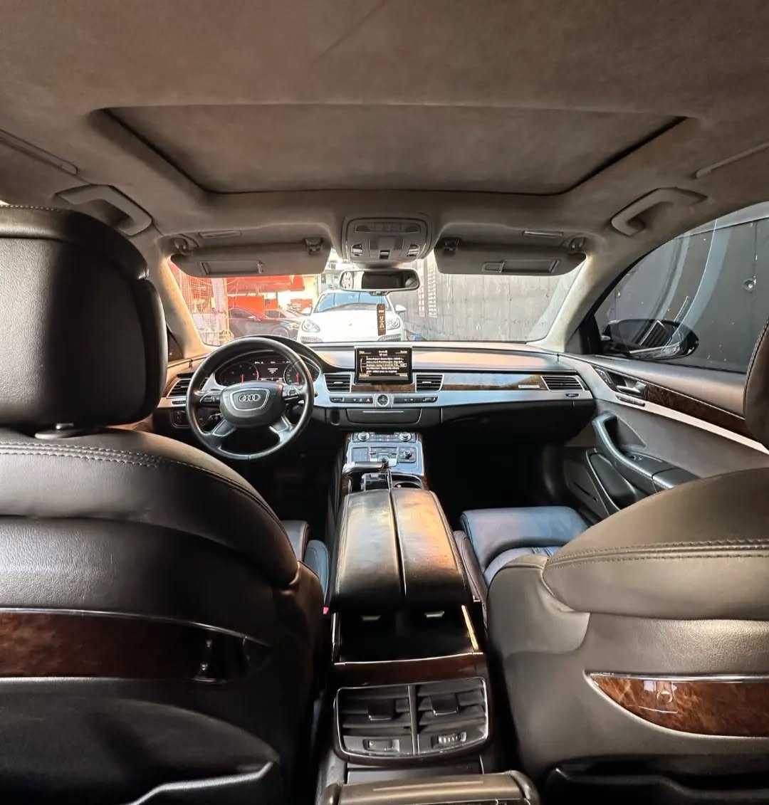 Image of Audi A8
