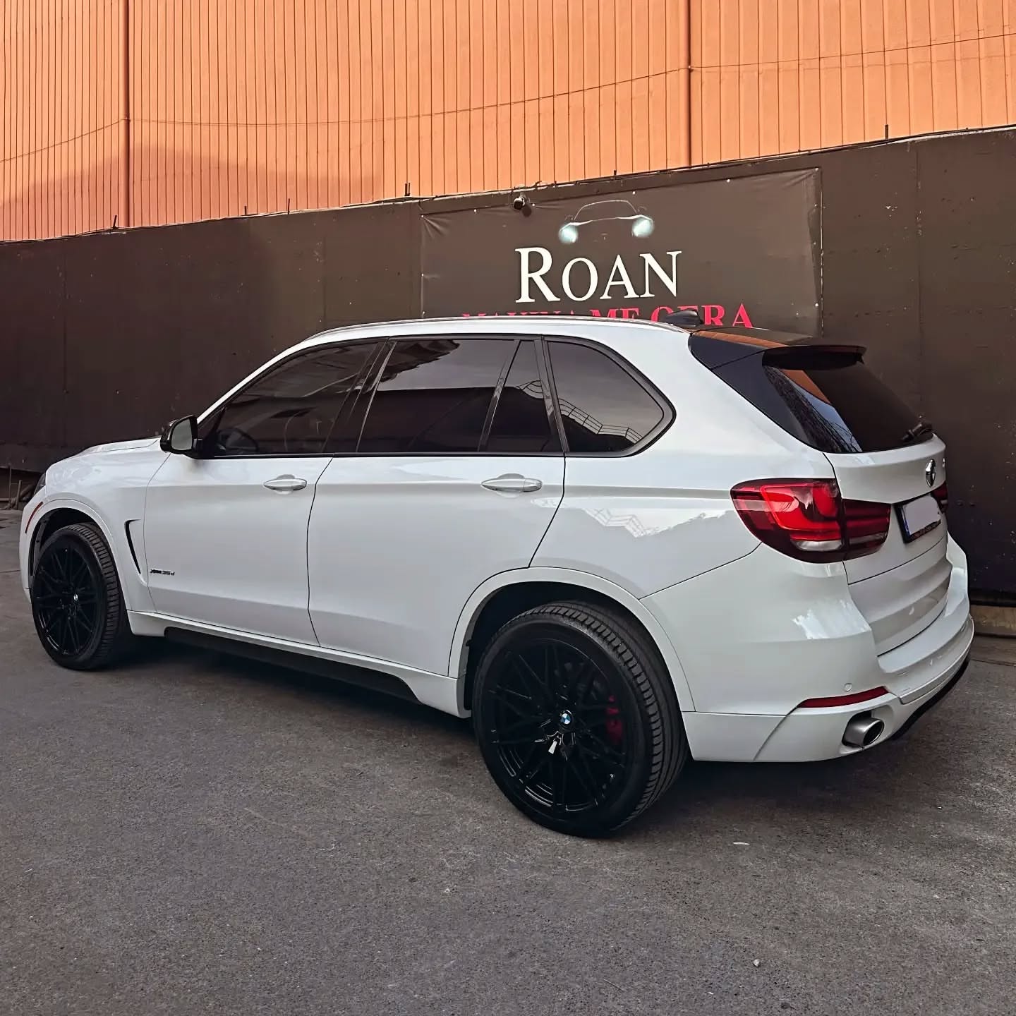 Image of BMW X5 xDrive