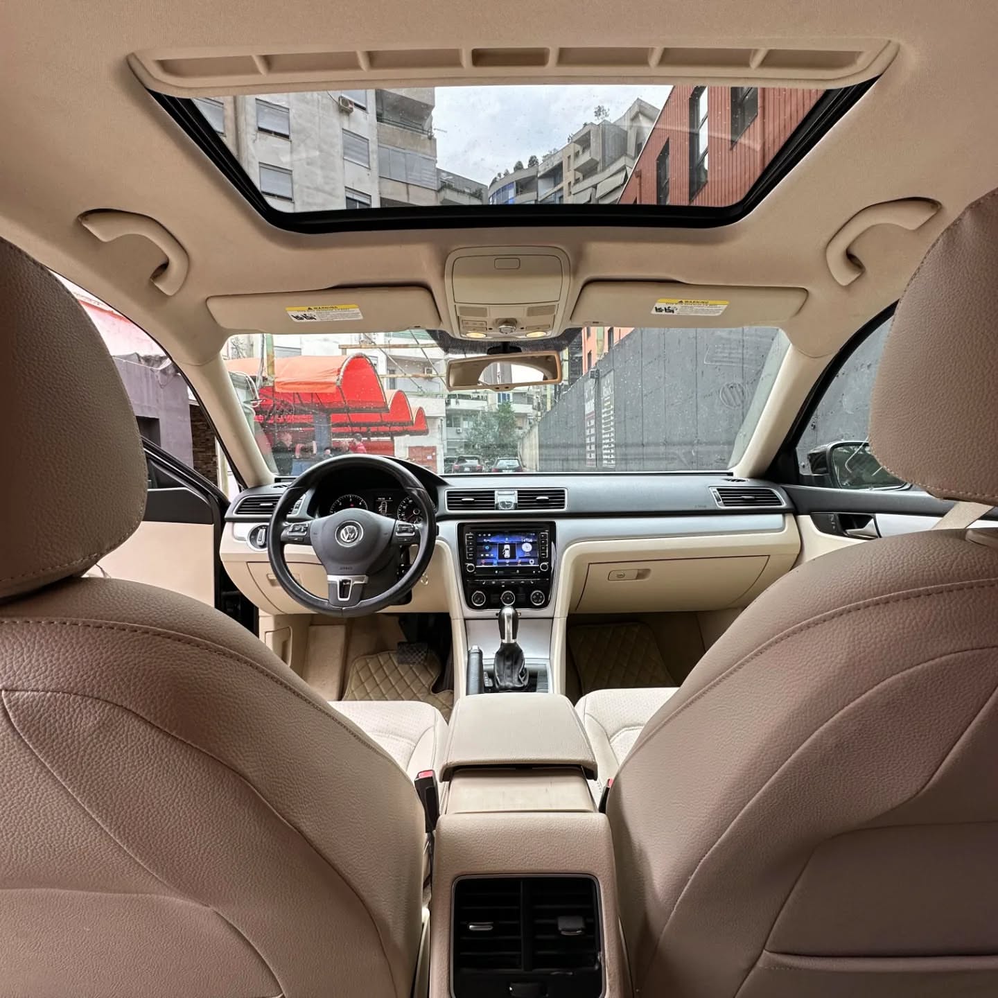 Image of Volkswagen Passat SEL