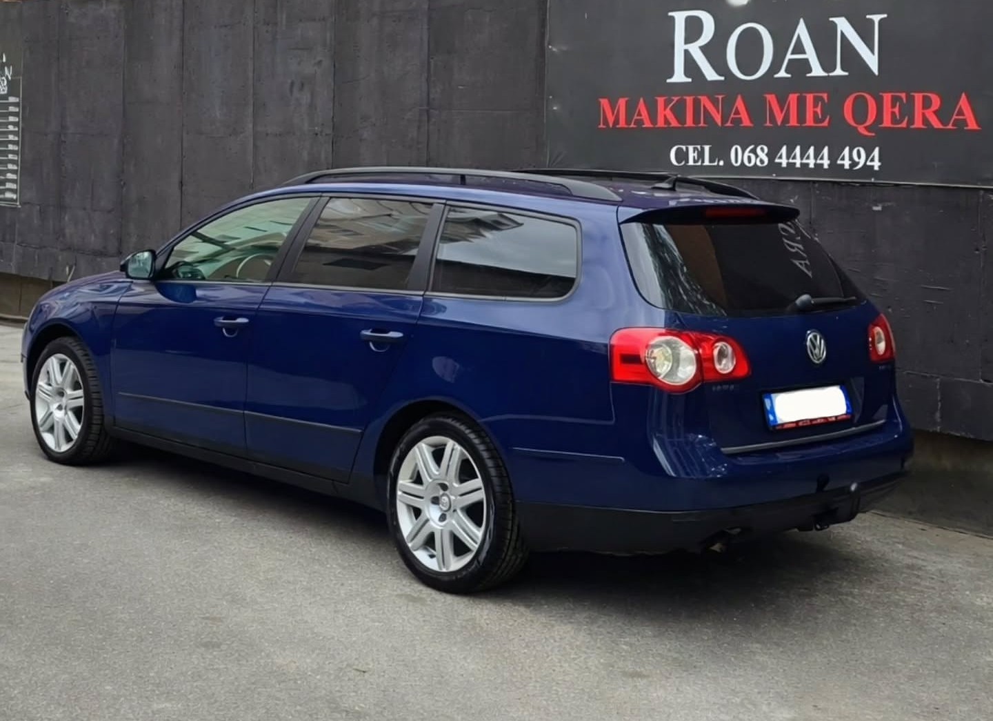 Image of Volkswagen Passat Wagon